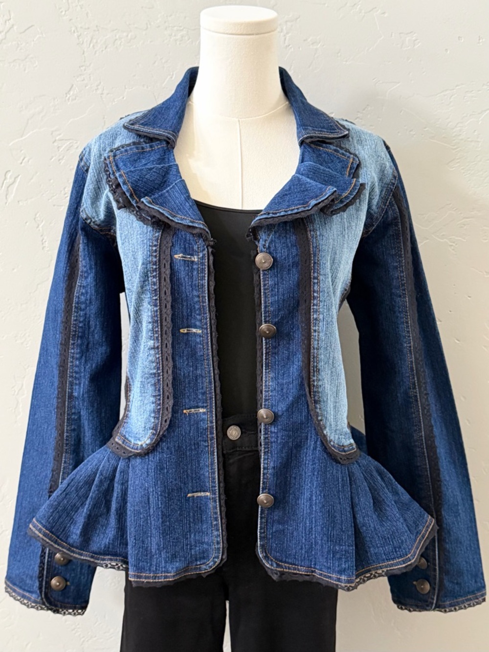 The Pyramid Collection Whimsigoth Denim Peplum Jacket Witchy Lace L - Picture 2 of 13